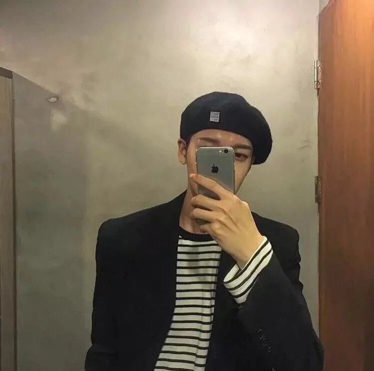 雍云安飞