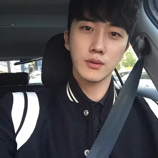 诸葛诚元羽